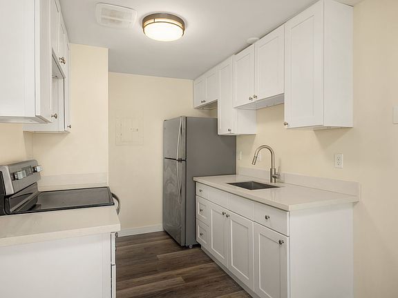2nd image of 9800 5th Ave NE APT A2
