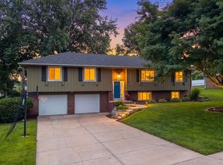 5265 Tucker St, Omaha, NE 68152