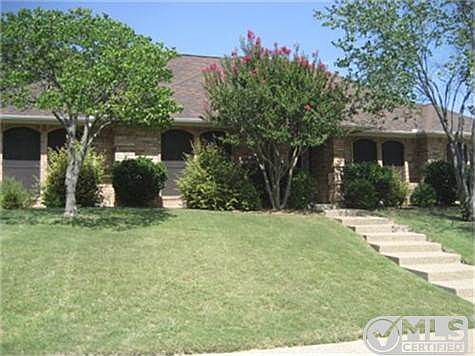 1st image of 10166 Meadowcrest Dr