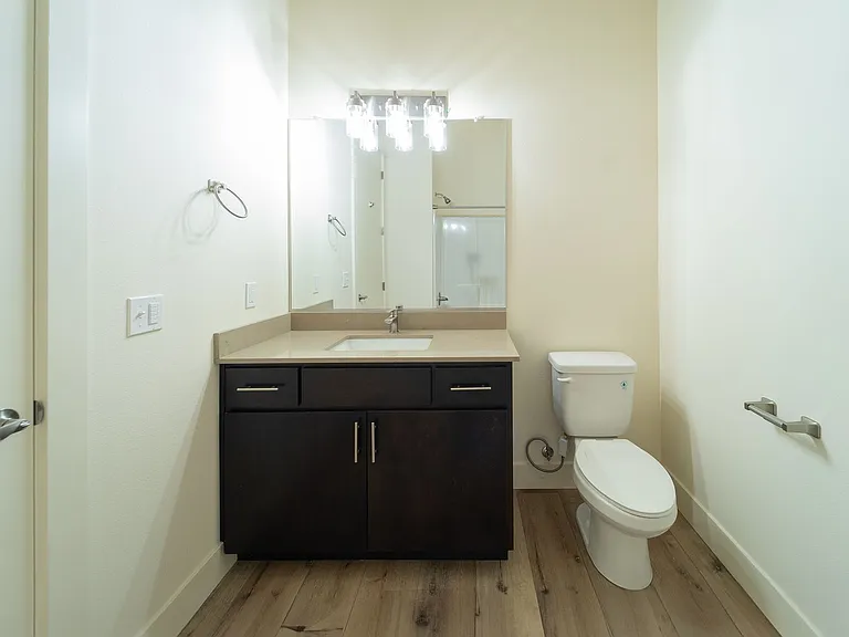 Capitol Hill Apartments — Photo 96