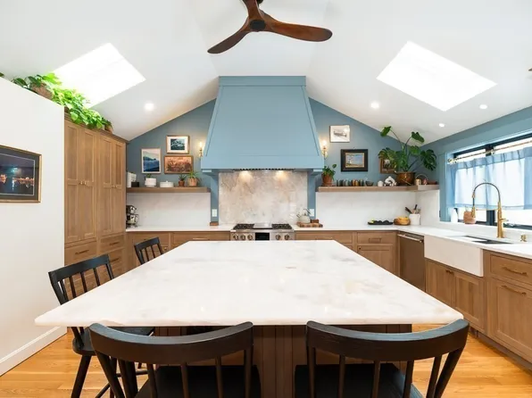 4 Ciaramitaro Ct, Gloucester, MA 01930