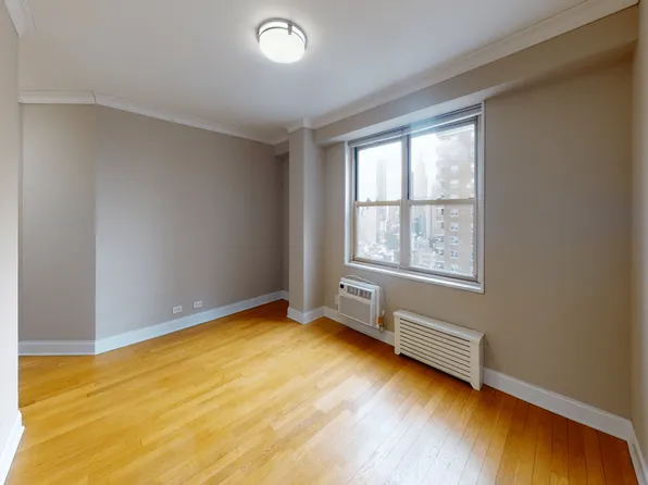 80 North Moore Street image 5 of 12