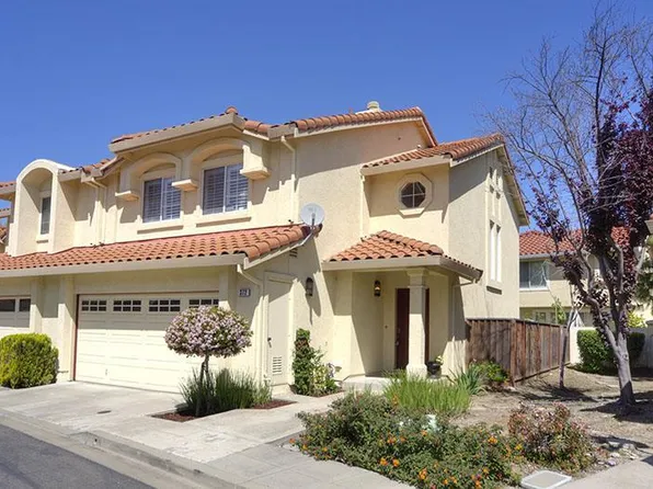 372 Meadowhaven Way, Milpitas, CA 95035