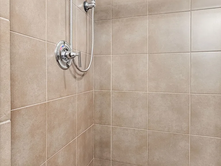 1510 Demonbreun St #702 — Photo 12