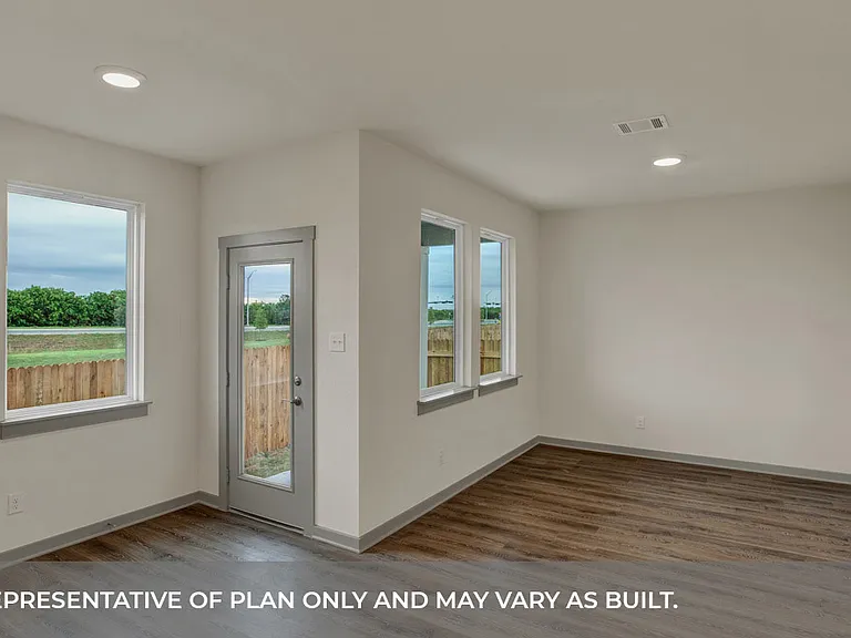 105 Folsom St — Photo 17