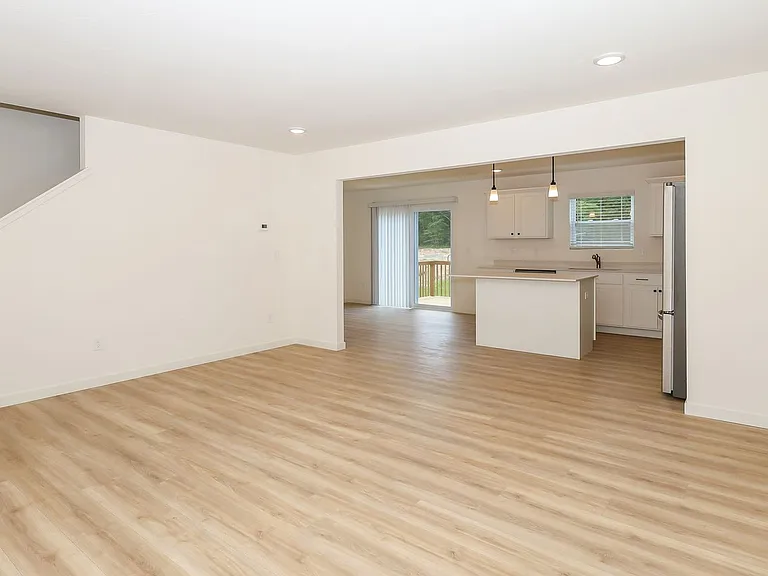 8051 Moonlight Creek Ln — Photo 14