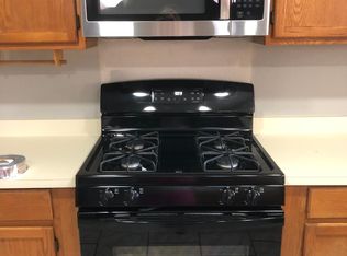 19 Amber Leaf Ct, Sacramento, CA 95838