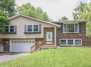 1613 Killdeer Dr, Naperville, IL 60565