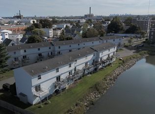 37 Canal St APT I, Lynn, MA 01905