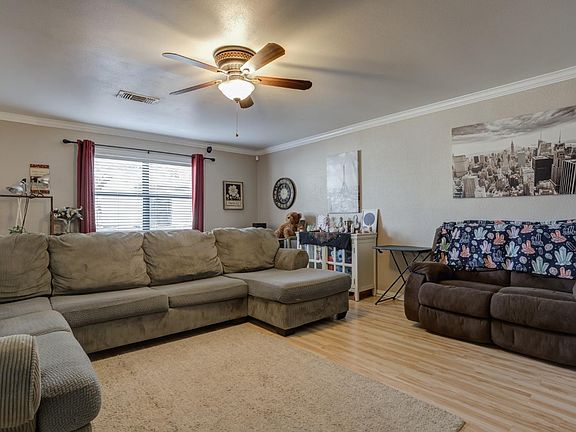 5th image of 701 Shinnery Ln