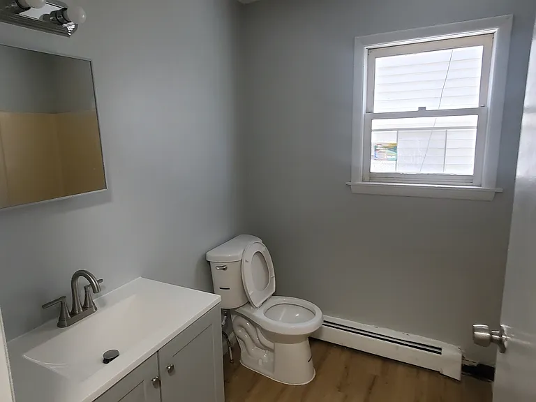 372 Ocean Ave — Photo 6