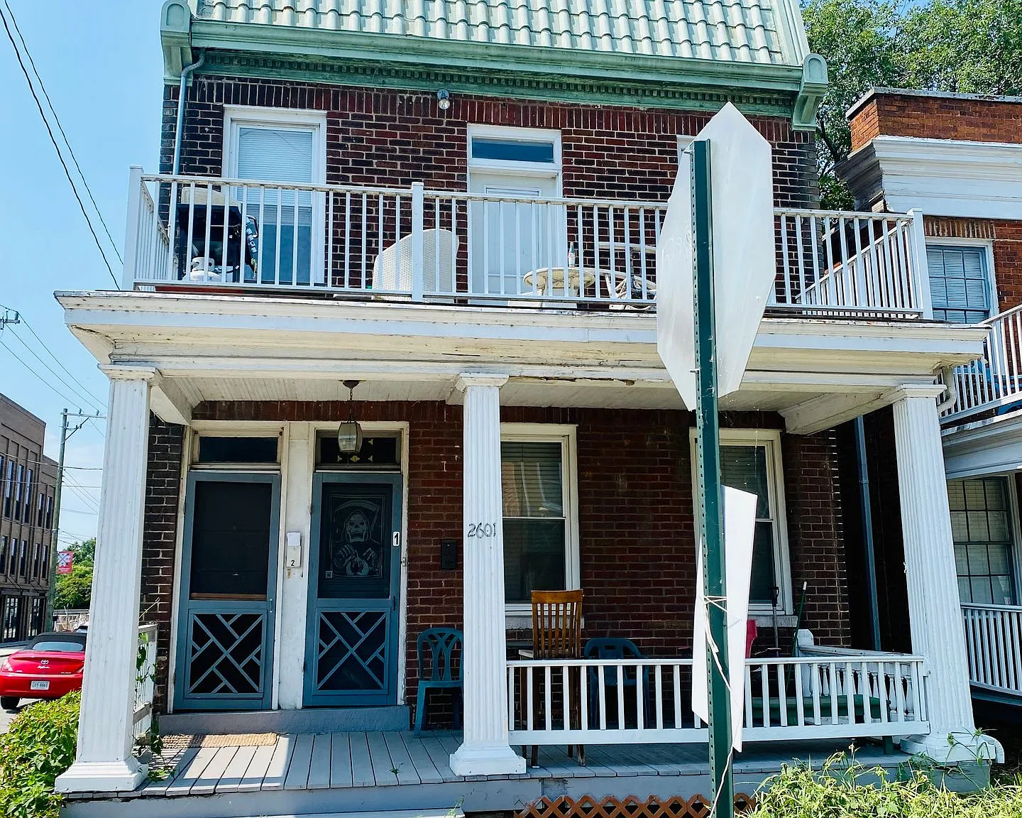 2601 Parkwood Ave. — Photo 1
