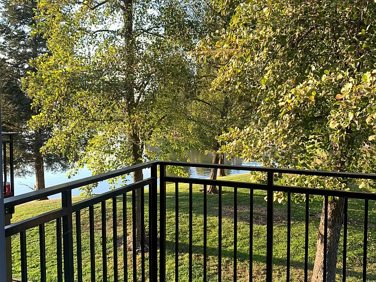 Lakeview Village — Photo 20