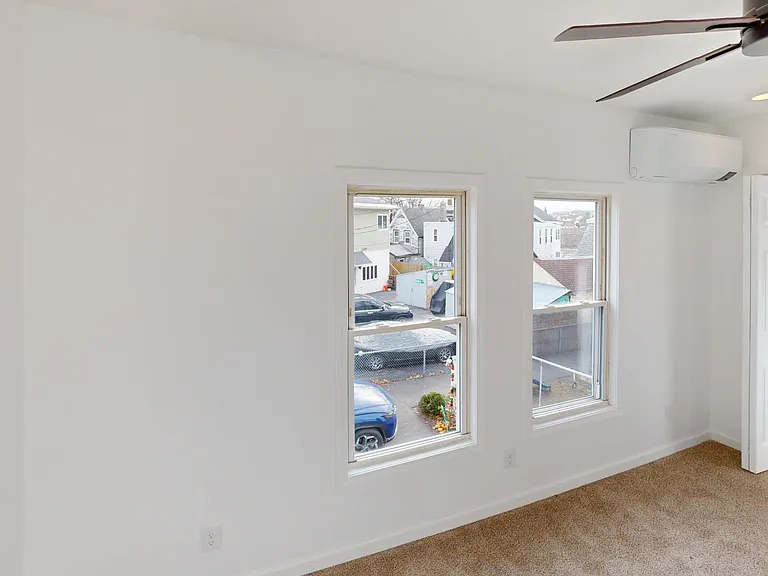 22 Clifton St #1 — Photo 12