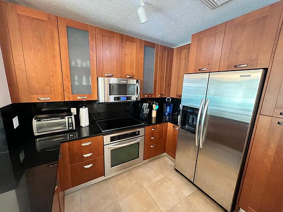 2nd image of 1431 Riverplace Blvd APT 1702