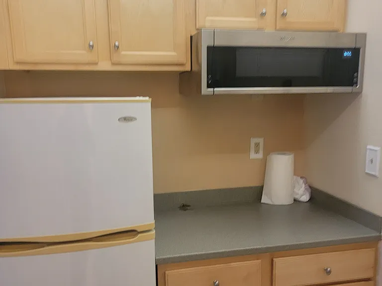 2180 Country Club Dr #213 — Photo 5