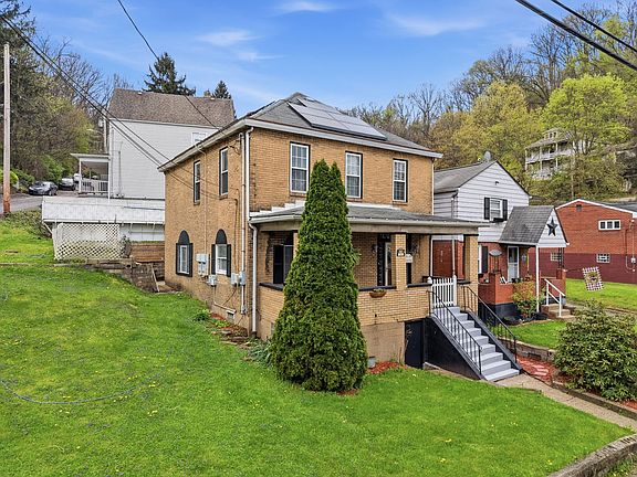 3rd image of 144 Davis Ave