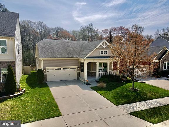 2nd image of 8156 Meadowgate Cir