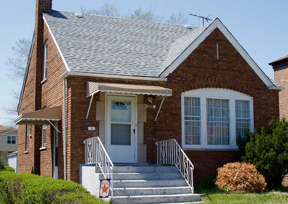 1st image of 11118 S Avenue E
