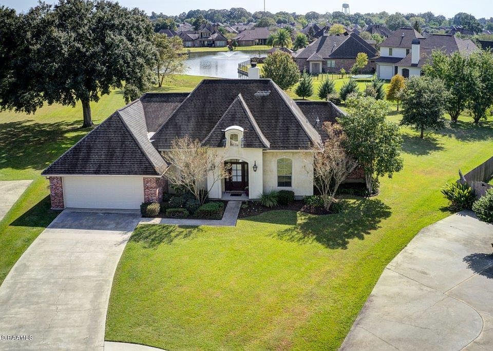 1st image of 115 Catskill Ln