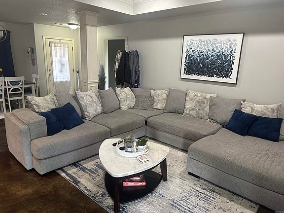 4th image of 397 Wildwood Point