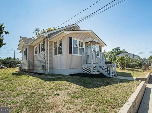 8306 Stow Rd, Pennsauken, NJ 08110