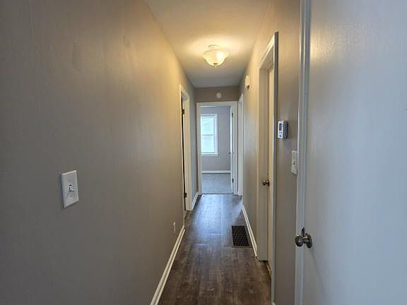5th image of 9006 Wornall Rd