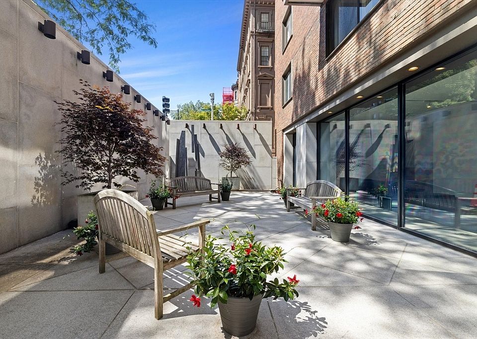 1st image of 180 Beacon St #15B