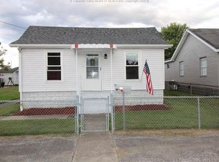 302 32nd St W, Charleston, WV 25387