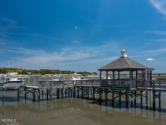 2nd image of 5 Olde Marina Dr