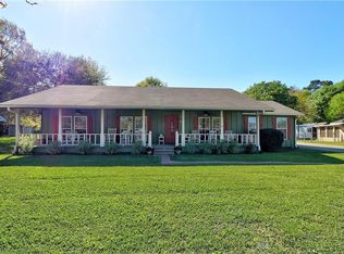 2913 Crockett St, Westlake, LA 70669