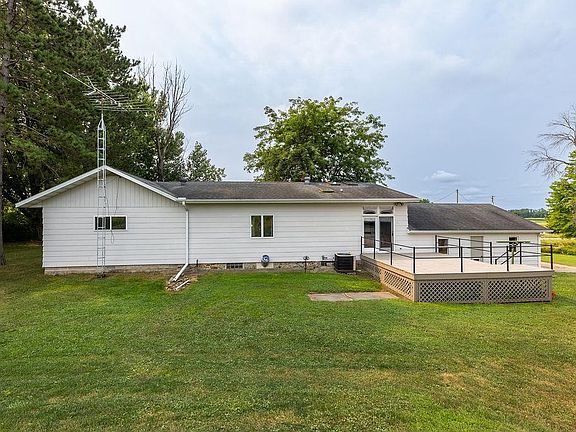 3rd image of 3824 SAINT JOHNS ROAD