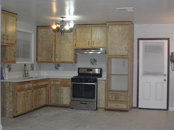 5th image of 8852 Orangewood Ave