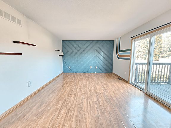 5th image of 24279 Emily Dr