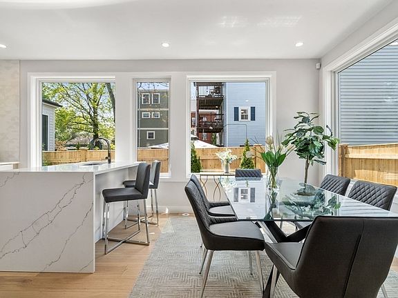 3rd image of 112 Hampshire St #112