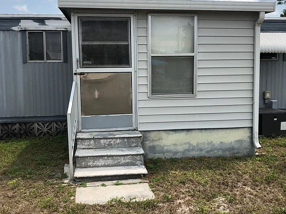 4th image of 2293 Zoysia Ln