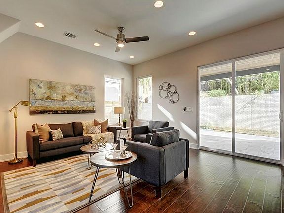 4th image of 1905 Westridge Dr #A