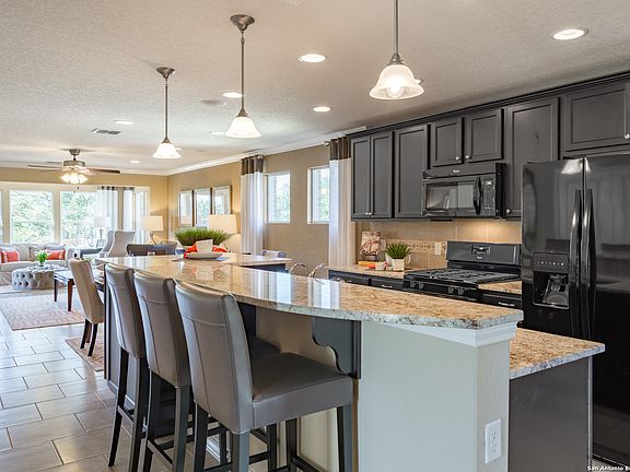 2nd image of 4855 Cropland Way