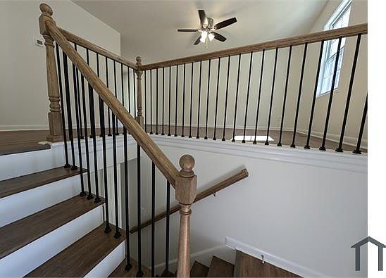 2nd image of 6162 Crestview Ln
