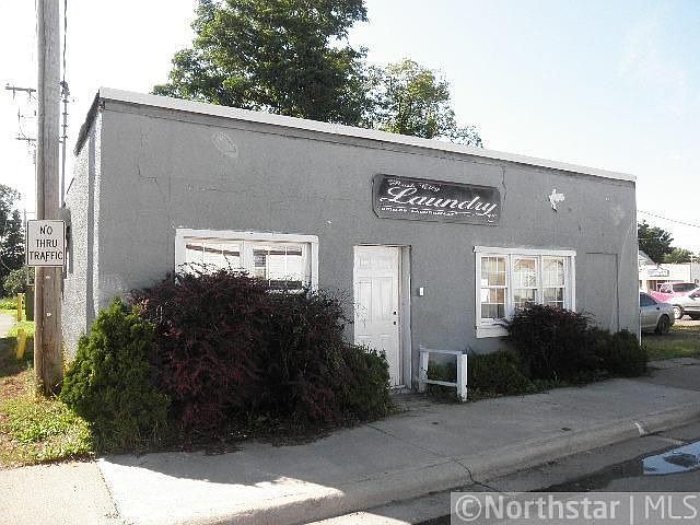 1st image of 455 S Eliot Ave