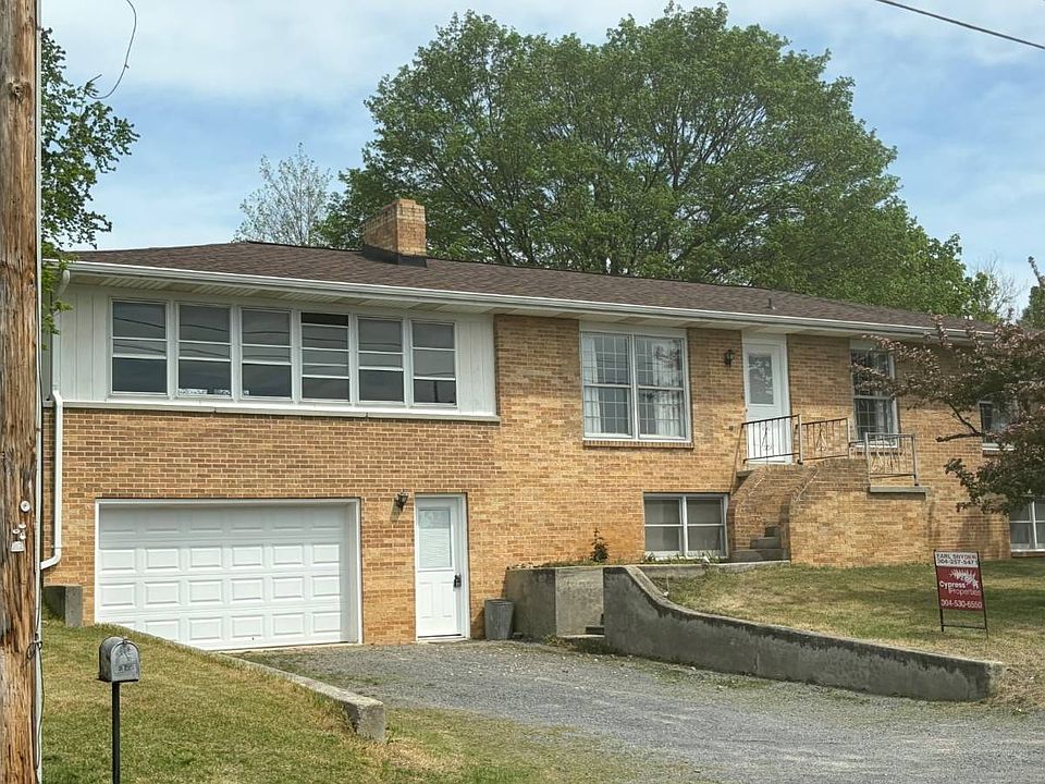 1st image of 107 Early Ave