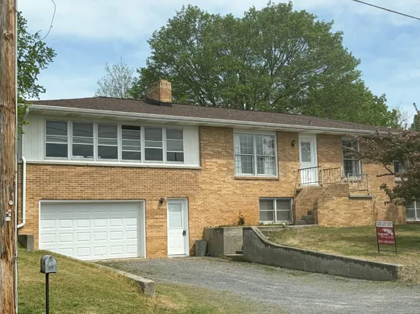 107 Early Ave, Petersburg, WV 26847