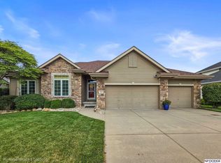 15664 King St, Bennington, NE 68007