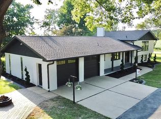 5573 State Route 160, Highland, IL 62249