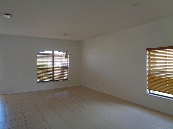 3rd image of 3337 Hoofprint Dr
