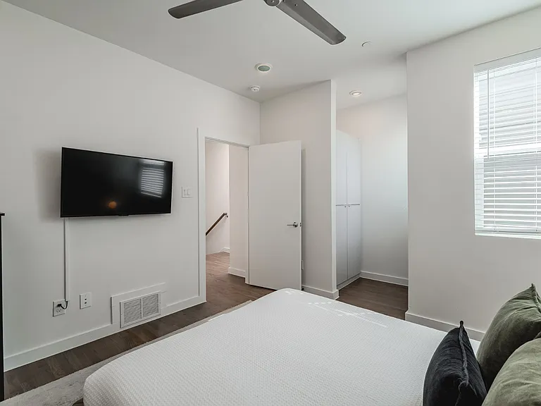 5002 San Jacinto St #106 — Photo 23