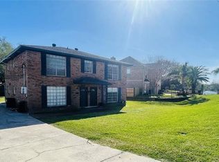1212 Park Island Dr, New Orleans, LA 70122