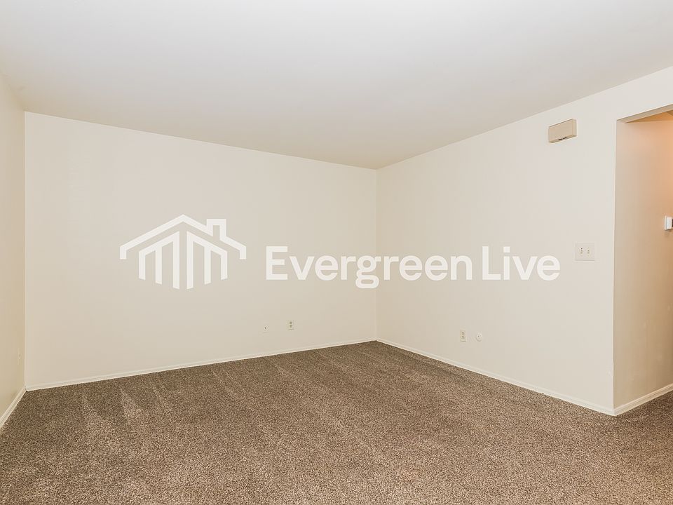 7977 Mount Hood, Huber Heights, OH 45424 | Zillow
