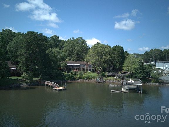 3rd image of 7917 Water Oaks Dr