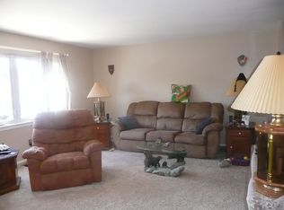 12832 Elnora Rd, Philadelphia, PA 19154